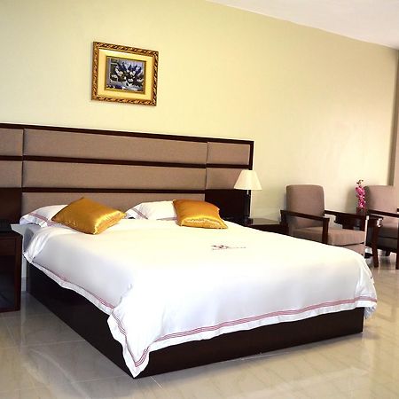 Hillside Plaza Hotel Καμπάλα Εξωτερικό φωτογραφία